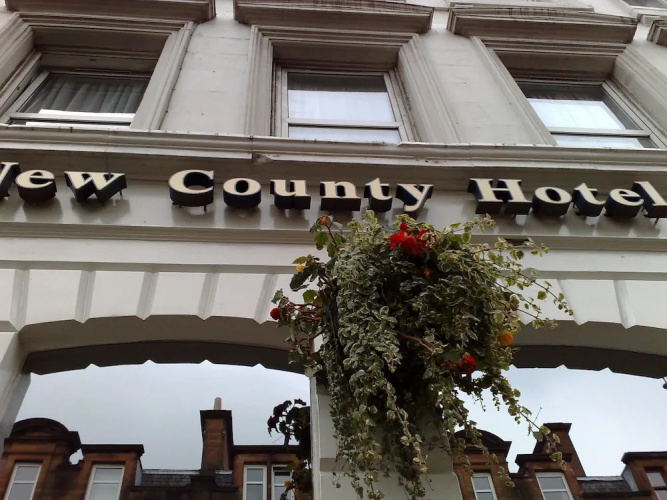 The New County Hotel