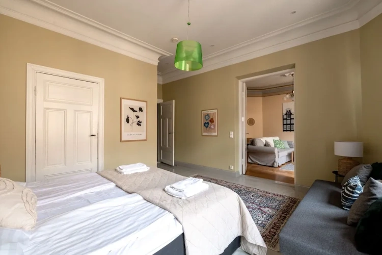 Deluxe Apartment
