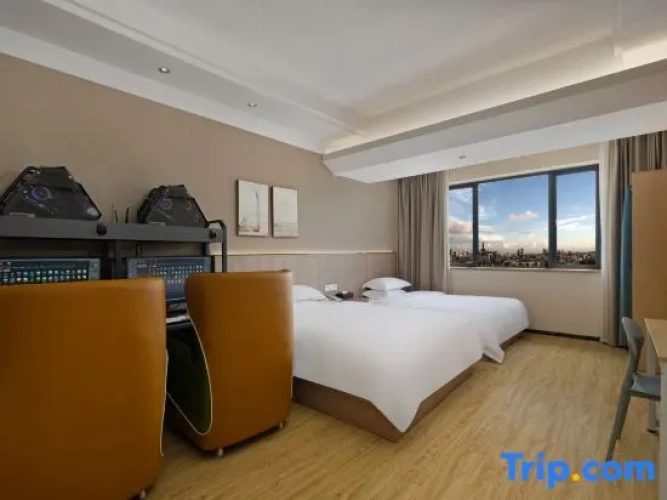 Luxury Twin room