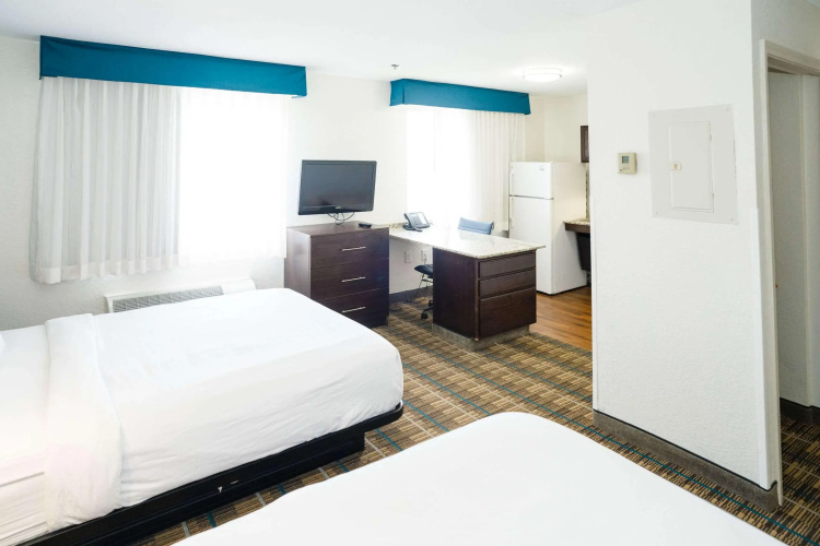 Mainstay Suites Knoxville Airport