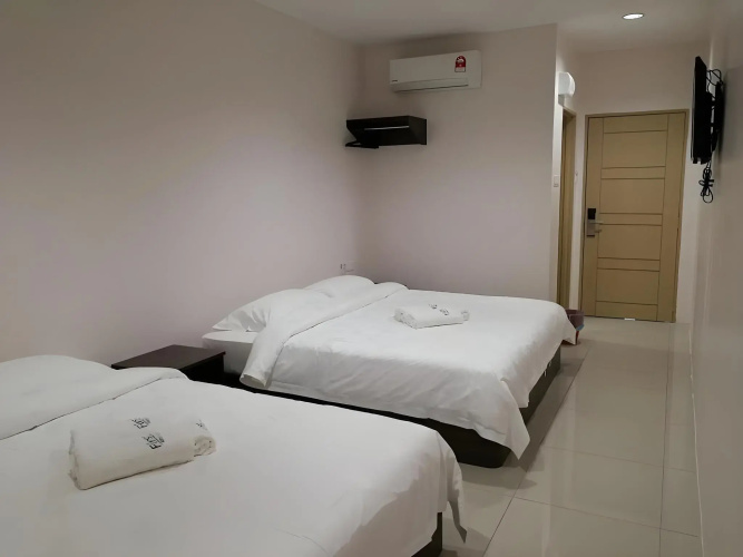 First Guest House Cheras