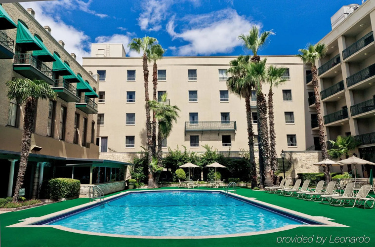 Menger HotelOver view