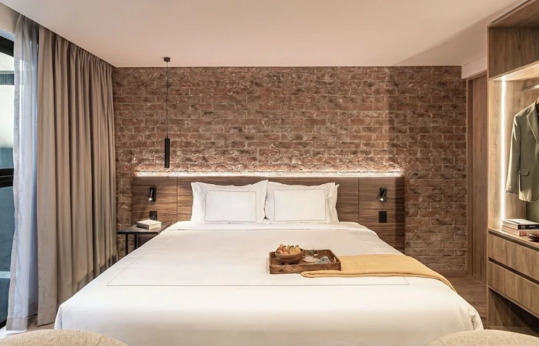 Deluxe Double Suite