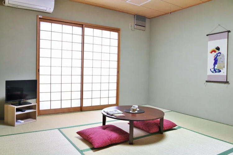 Cottage EMI