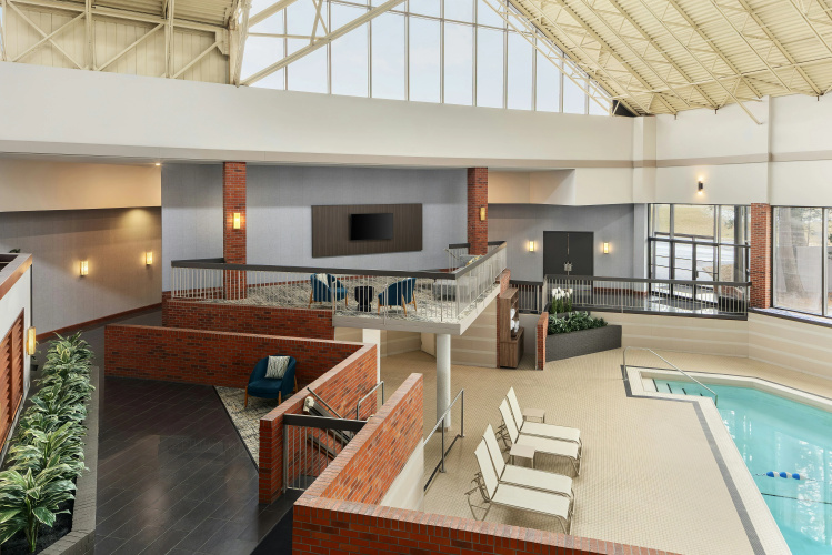 Holiday Inn Oakville (Centre) photo 16