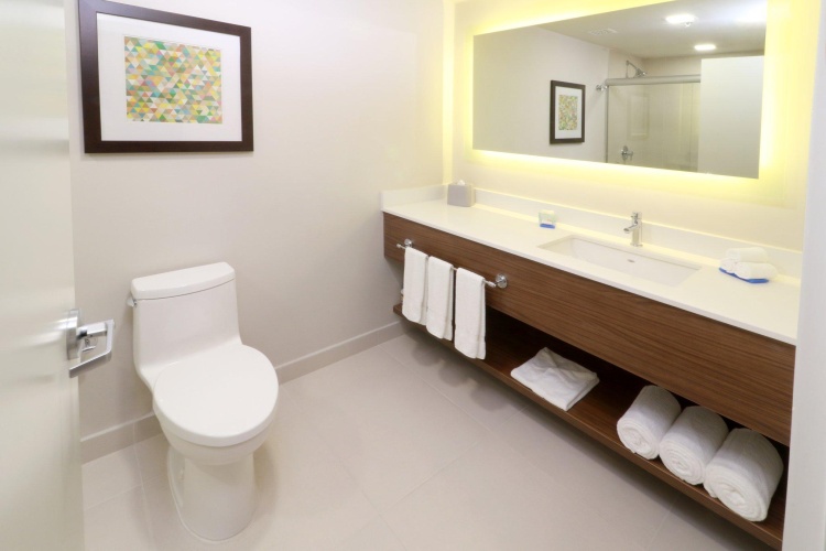 Quadruple Suite