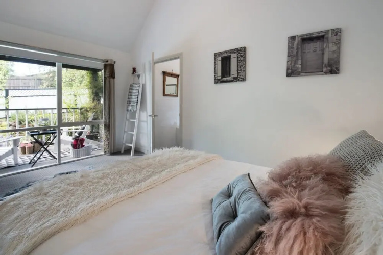 Cottage at 4A