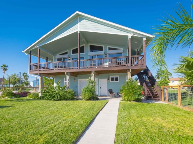 4 Bedrooms Cottage