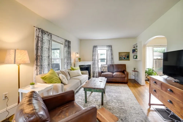 3 Bedrooms Cottage