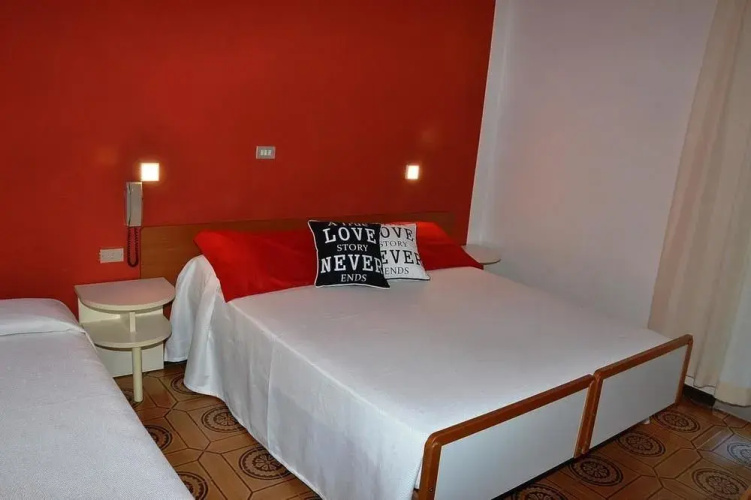 Altro Hotel