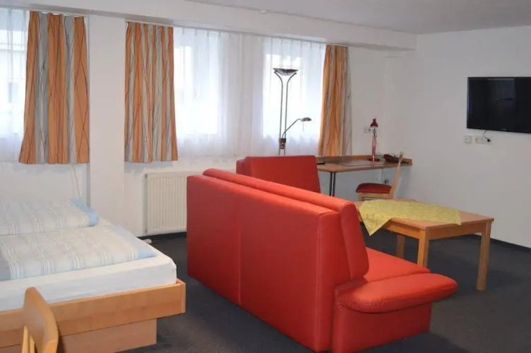 City Hotel