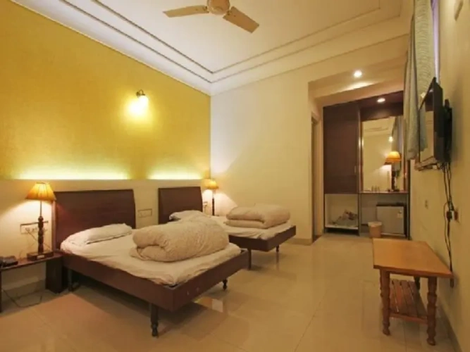 Deluxe Single room