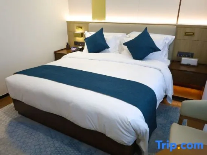 2 Bedrooms Villa