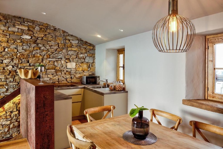 2 Bedrooms Cottage