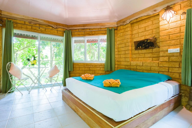 Baandin Chiewlarn Resort