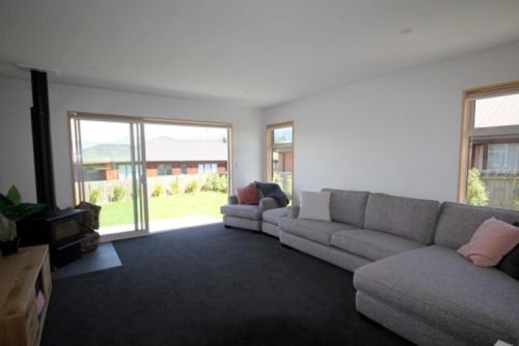 4 Bedrooms Cottage