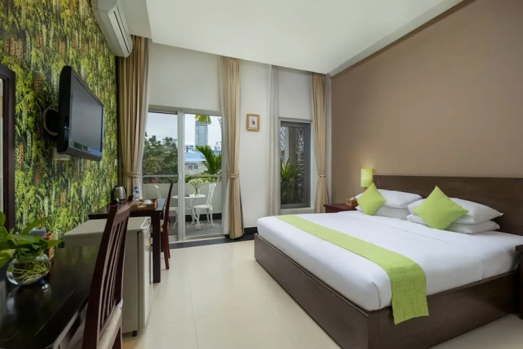 Deluxe Double room with balcony
