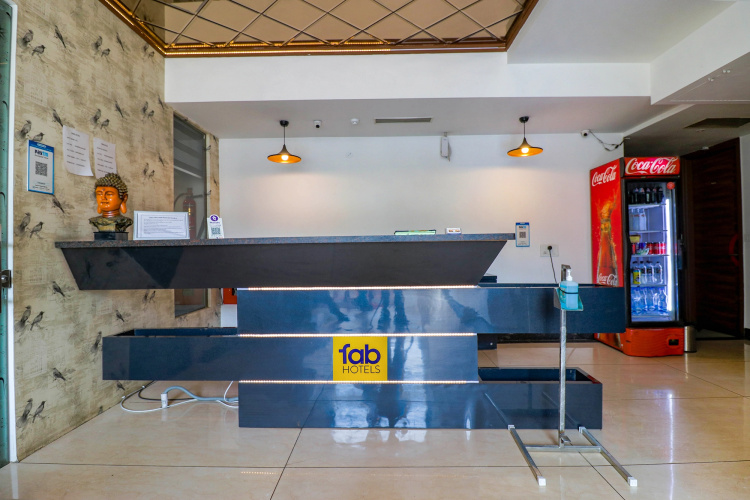 Fabhotel Golden Home
