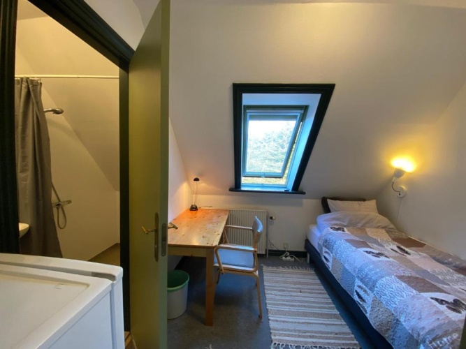 Economy Single room