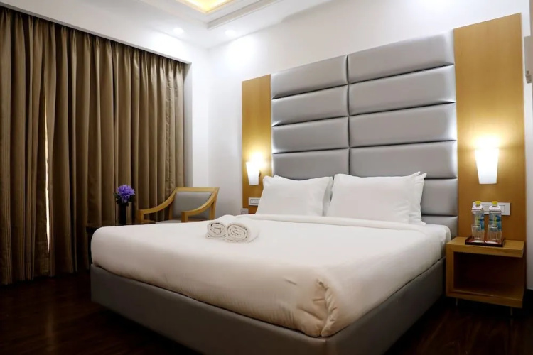 Hotel Gms Grand