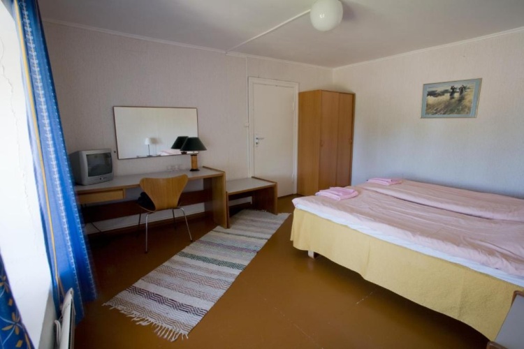 2 Bedrooms Standard Family room