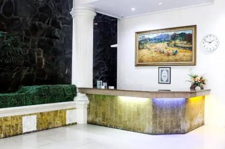 Hotel Emerald Manado