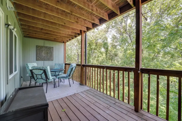 Accessible Branson Condo: Balcony + Lake Access!