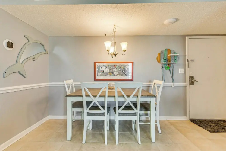 Gulf Highlands Getaway w/ 6 Pools & Beach Access