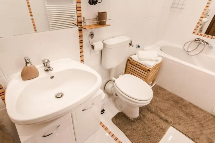 2 Bedrooms Double Apartment