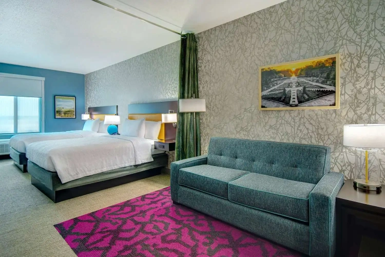 Quadruple Suite