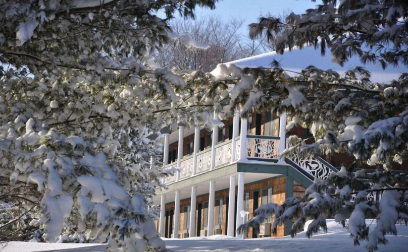 The Legend Cottage Inn