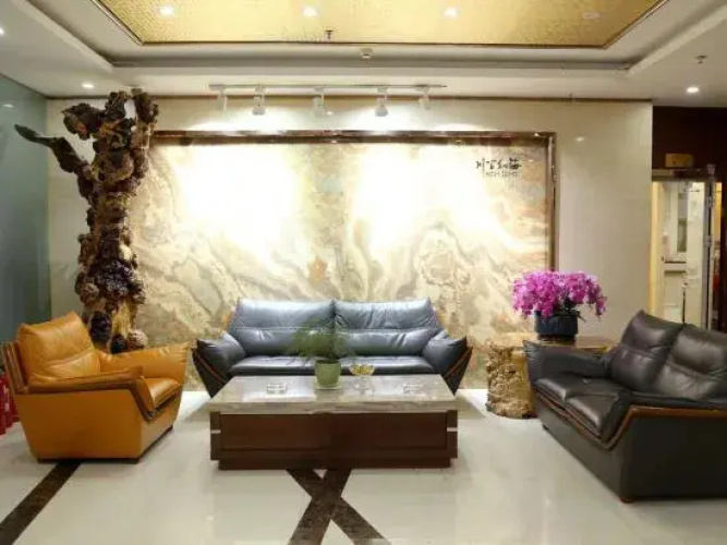 Crowne Plaza Hotel