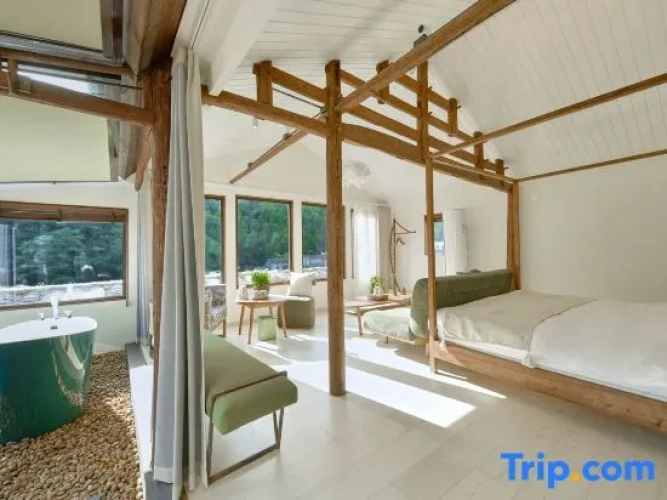 Luxury Double room with mountain view