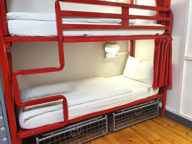Galway City Hostel & Bar