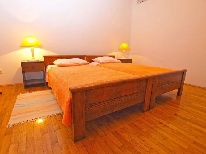 Apartment 1210