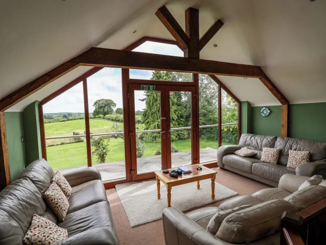 Lake View Cottage