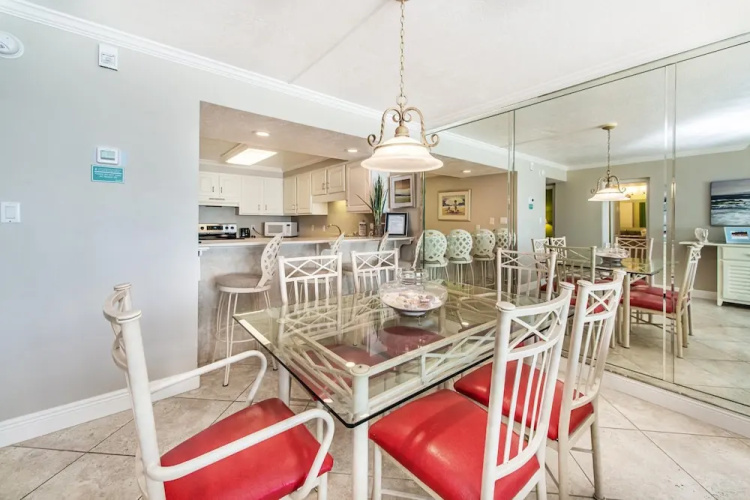 Beach House 204a