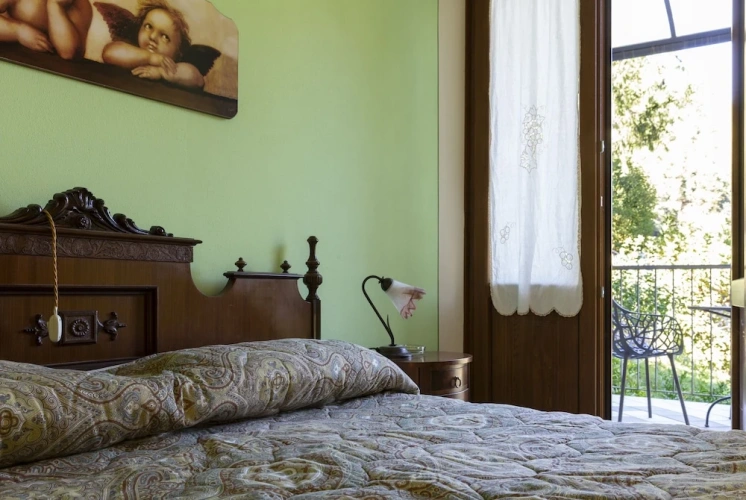 2 Bedrooms Comfort Apartment with mountain view