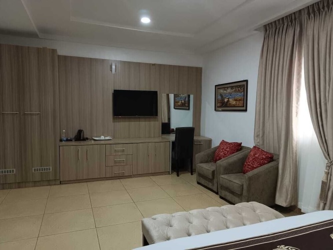 Deluxe Double Suite