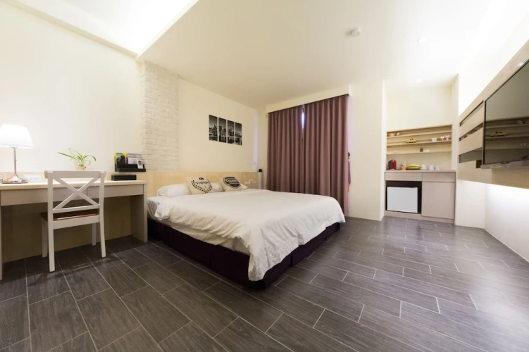 Luxury Double room with balcony and with city view