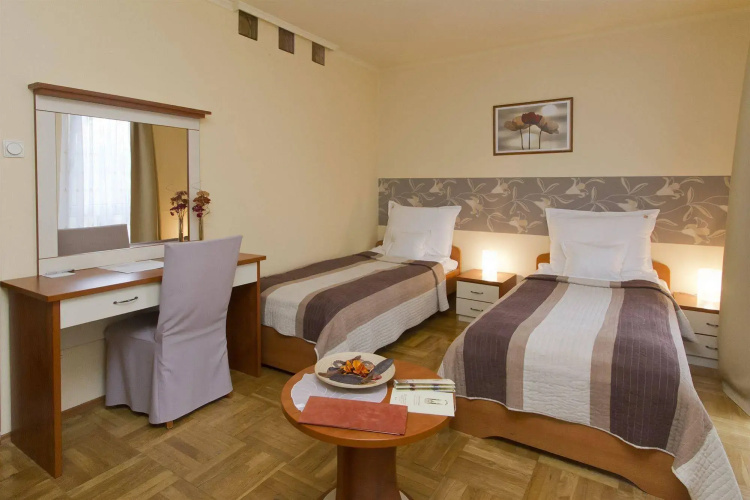 Dóm Hotel