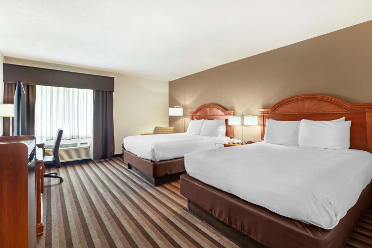 Standard Quadruple room