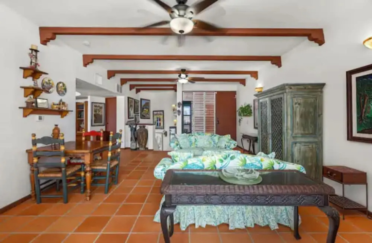 Golfside Villas