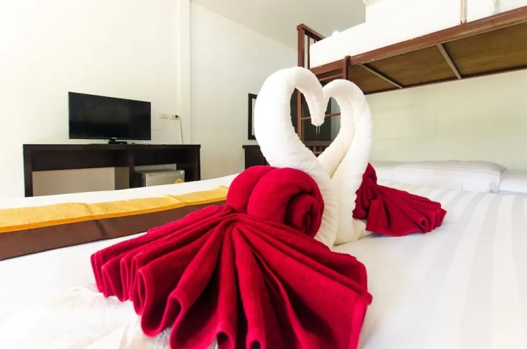 Sleep In Lanta Resort