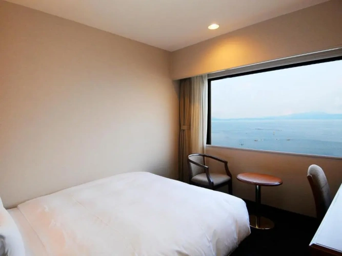 Standard Double room with lake view