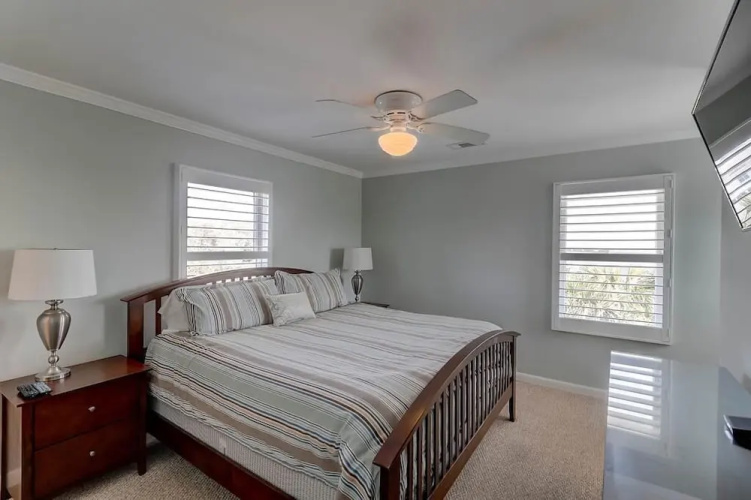 903 Ocean Boulevard