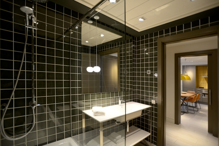 Midtown Apartments photo 11