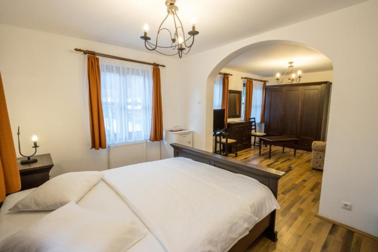 1 Bedroom Standard Suite
