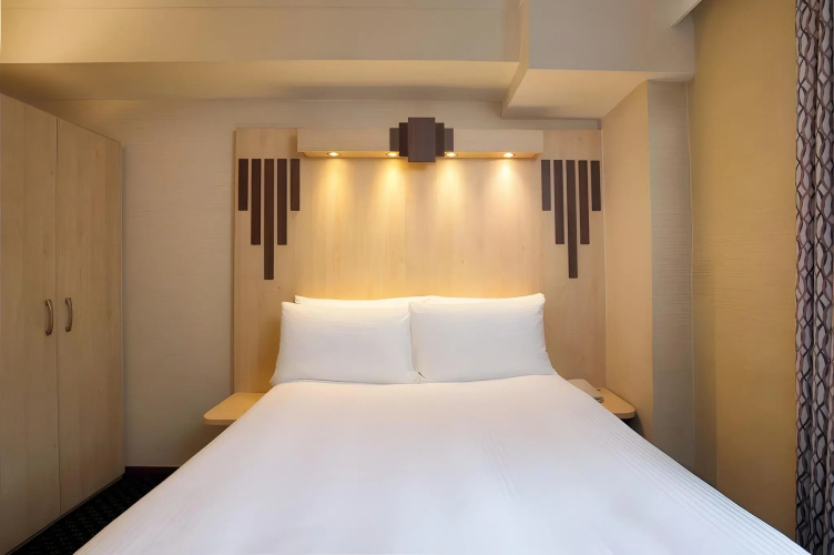 Tavistock Hotel photo 11