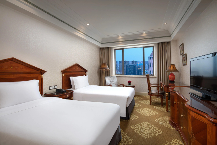 Crowne Plaza Shanghai Nanjing Road by IHG